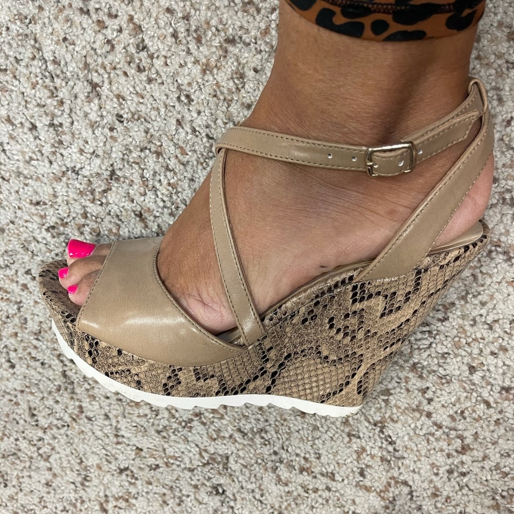 Nine West Snake print wedge